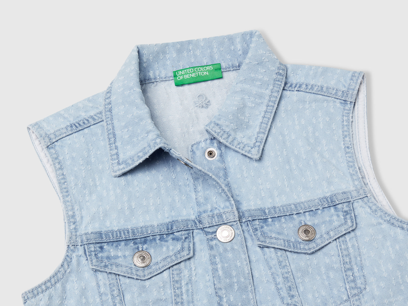Gilet di jeans da bambina azzurro 3 | Benetton Outlet