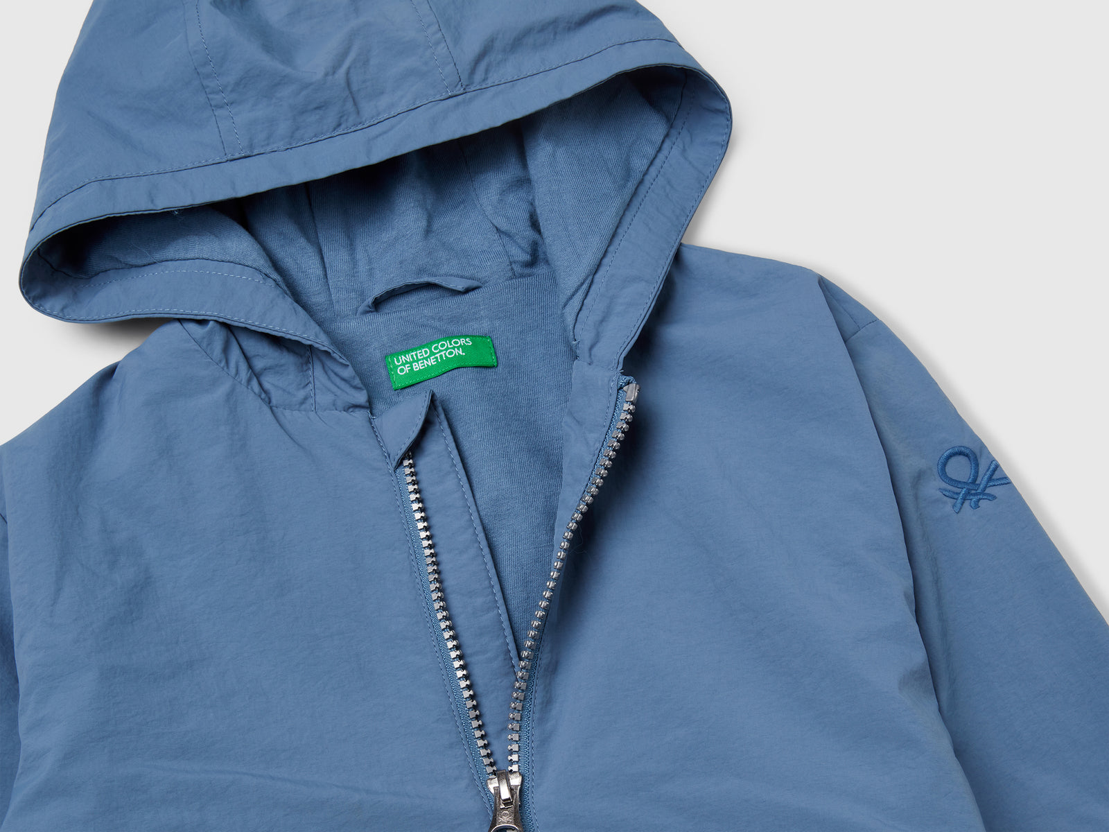 Giubbino con cappuccio da bimbo azzurro 3 | Benetton Outlet