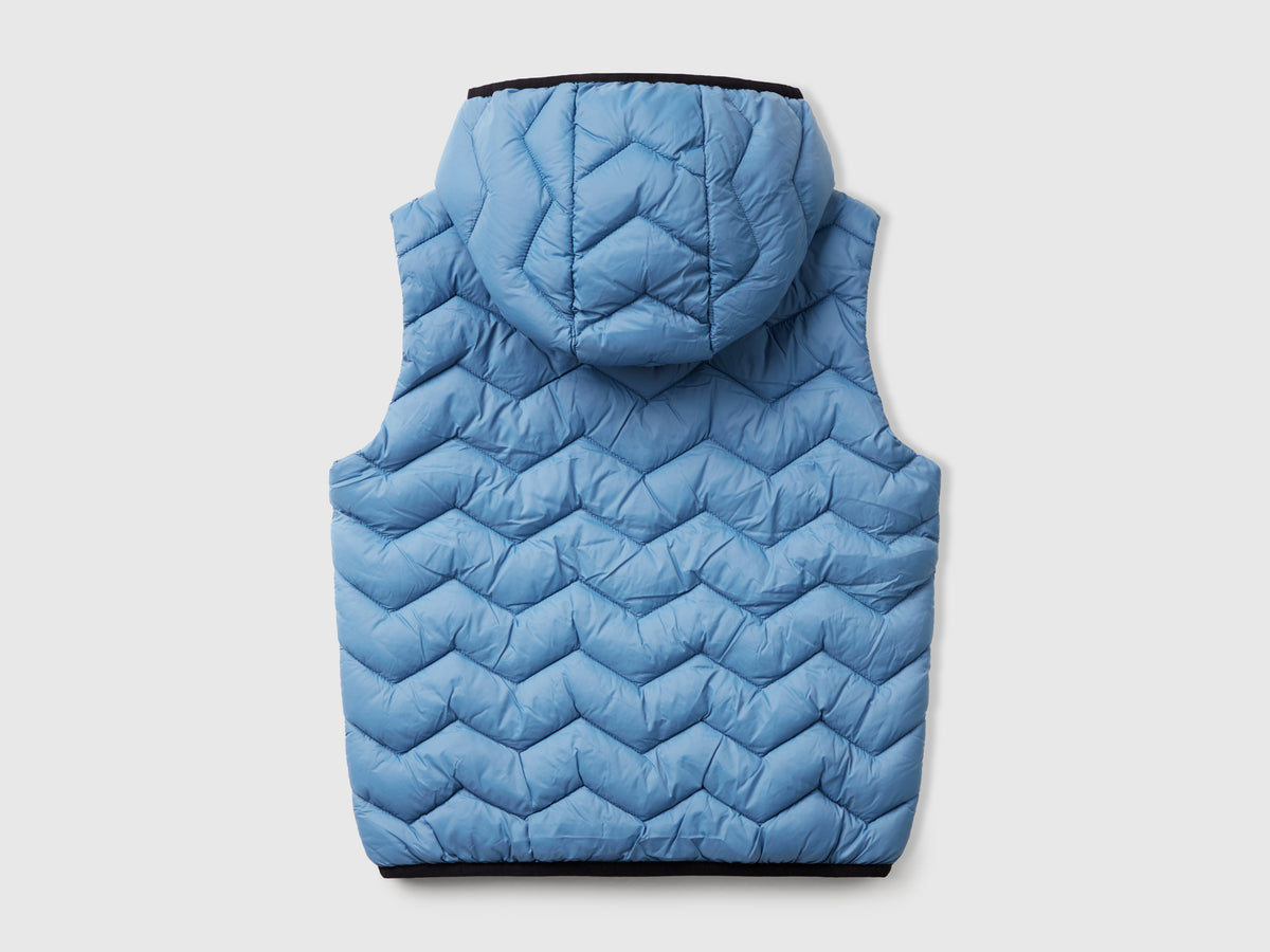 Gilet imbottito con cappuccio