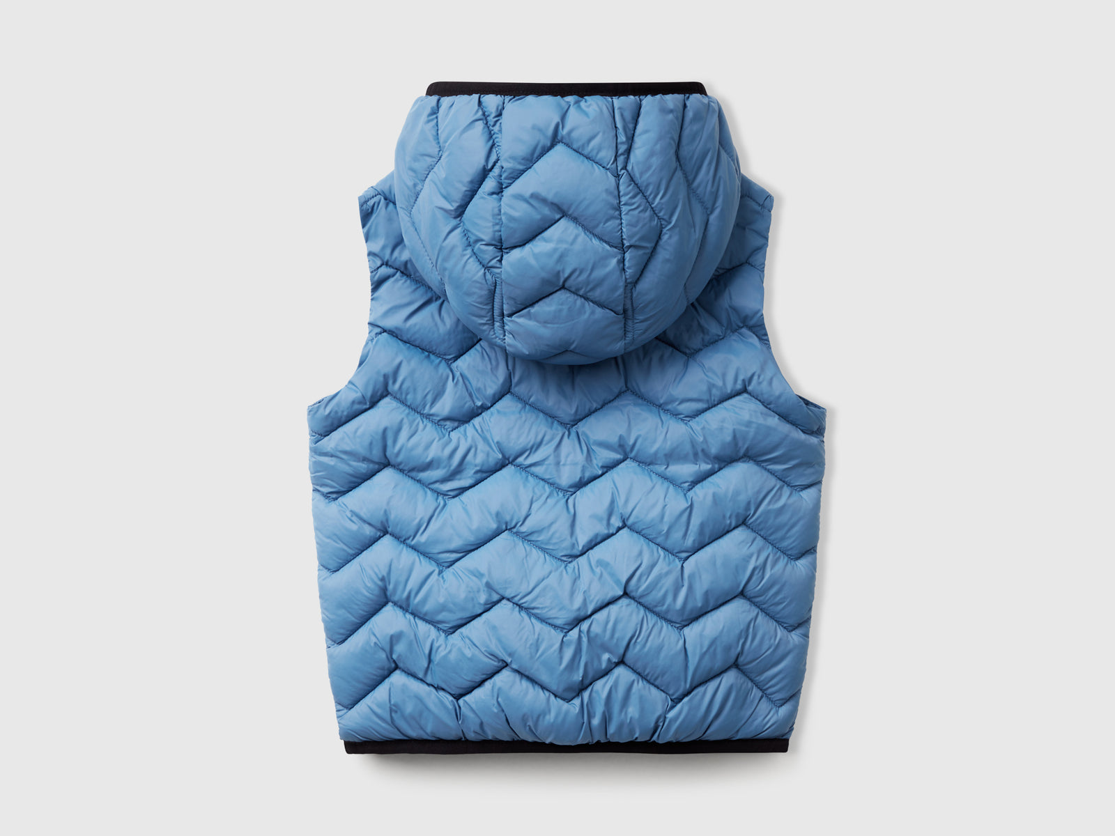 Gilet imbottito con cappuccio da bimbo azzurro 2 | Benetton Outlet