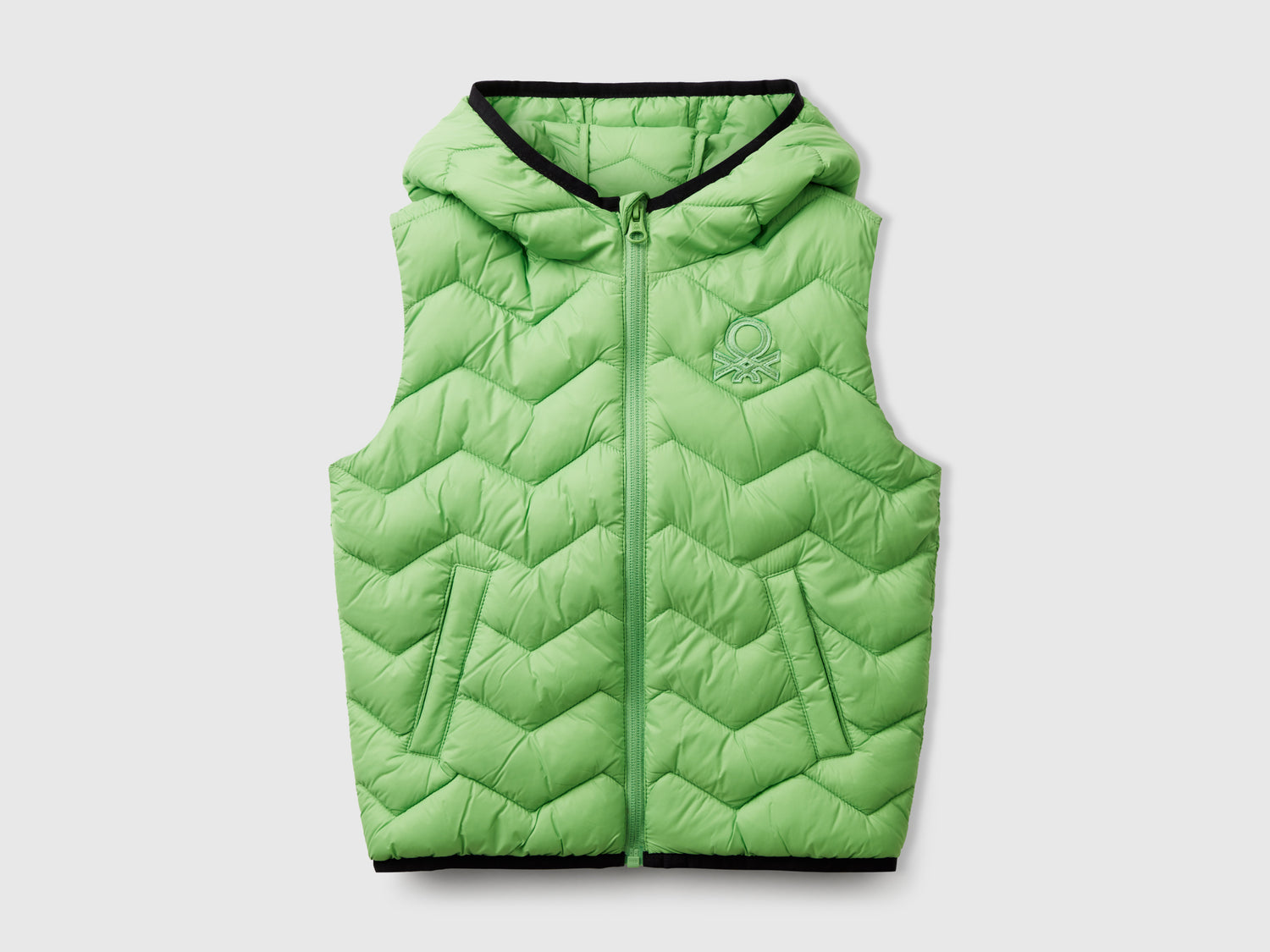 Gilet imbottito con cappuccio da bimbo verde chiaro | Benetton Outlet