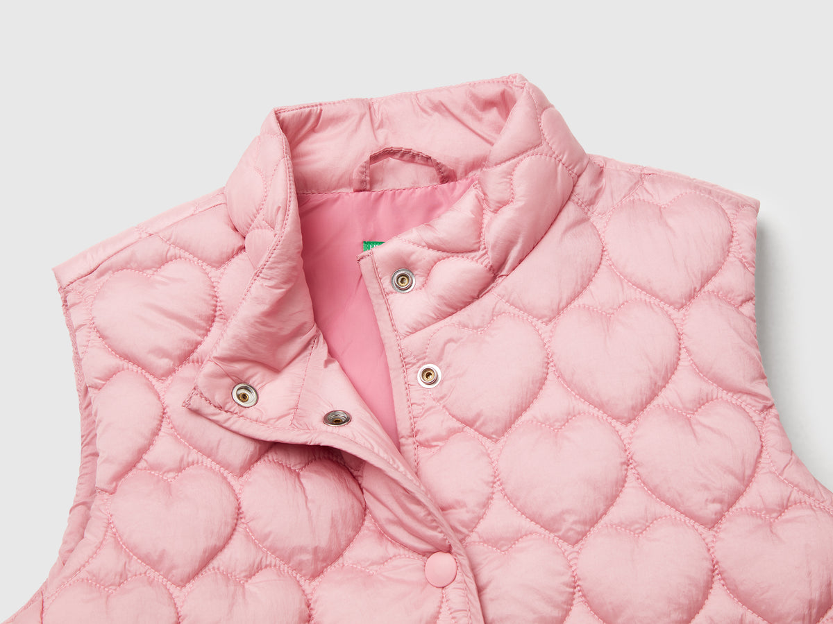 Gilet imbottito con trapuntatura a cuori