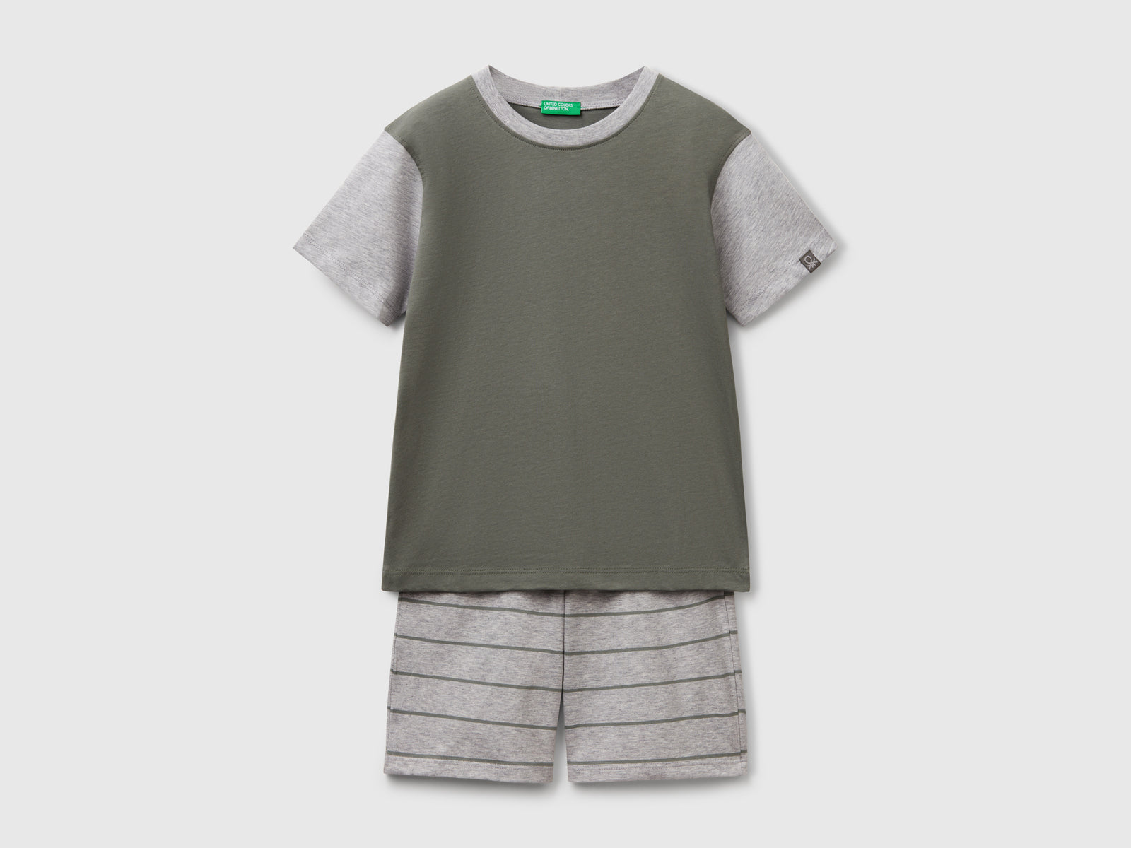 Pigiama corto in puro cotone da bambino verde chiaro | Benetton Outlet