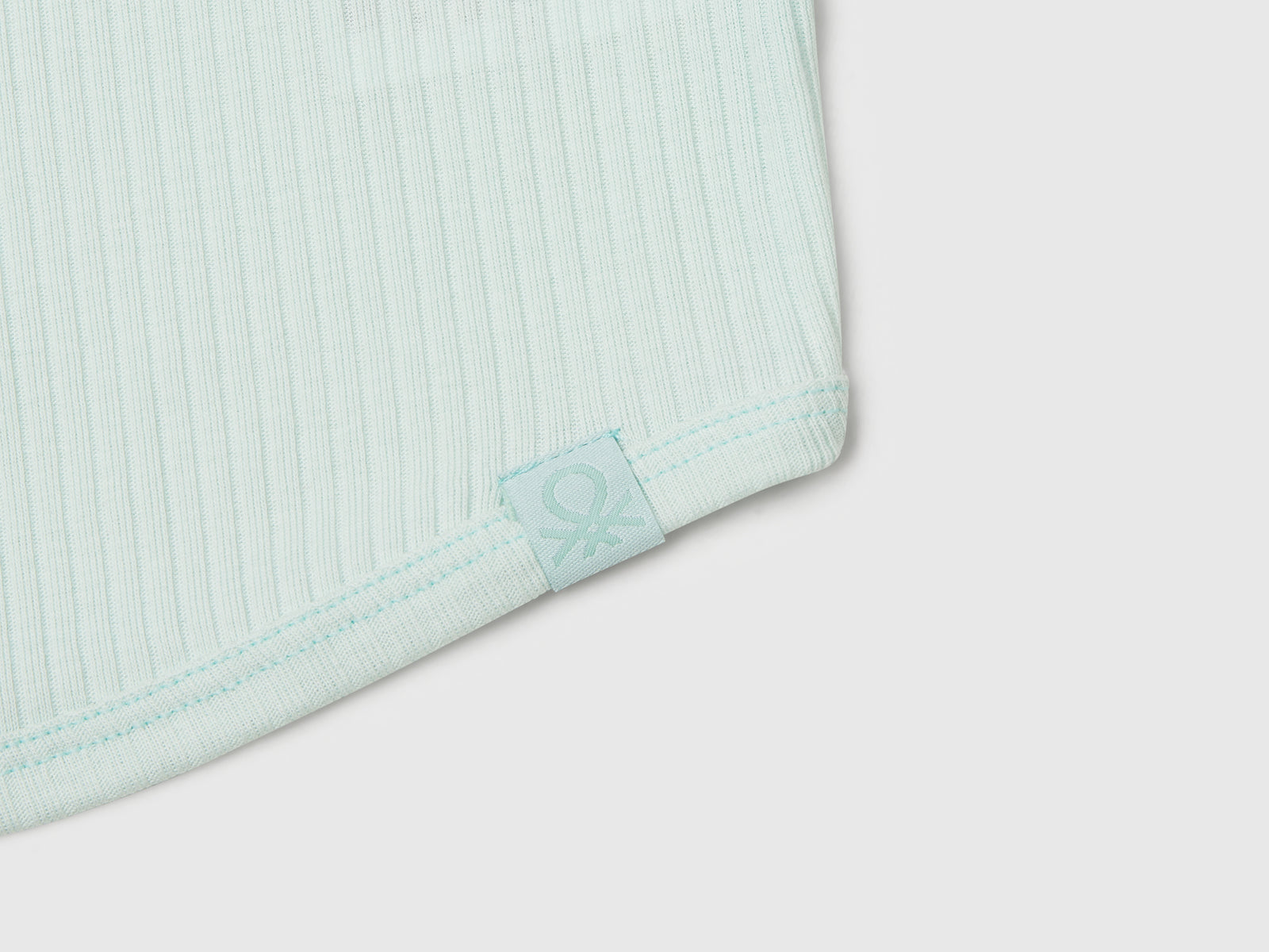 Canotta a costine da bambina verde acqua 3 | Benetton Outlet