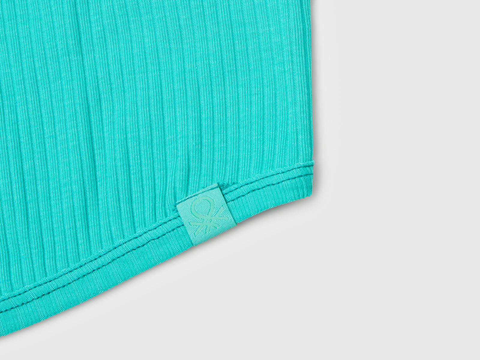 Canotta a costine da bambina celeste fluo 3 | Benetton Outlet