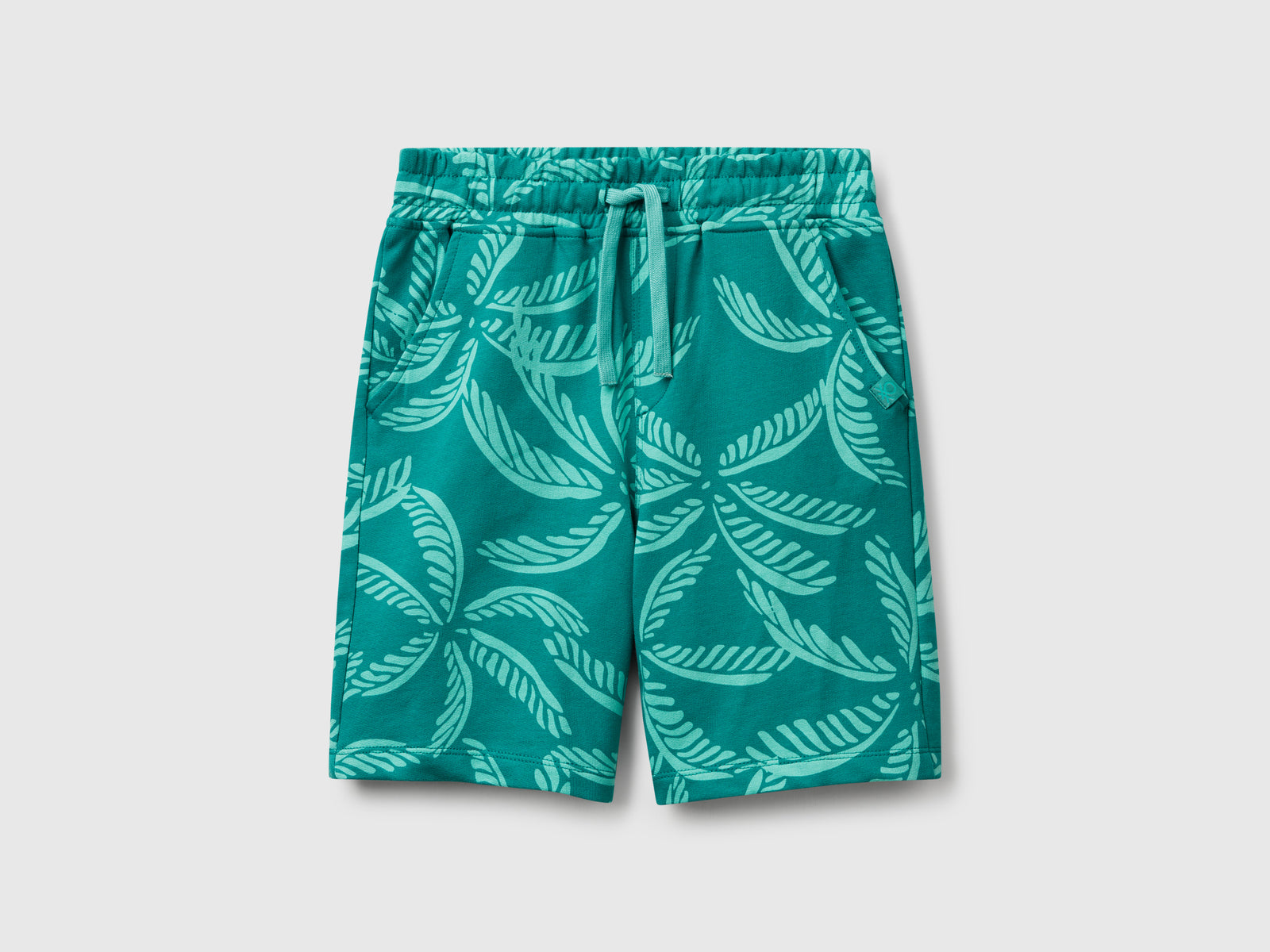 Bermuda con stampa tropicale da bambino verde | Benetton Outlet