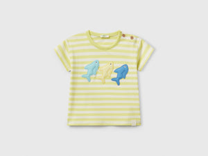 T-shirt a righe con patch squali