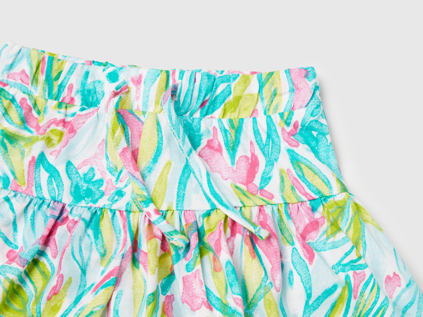 Shorts con stampa tropicale da bimba multi-color 3 | Benetton Outlet