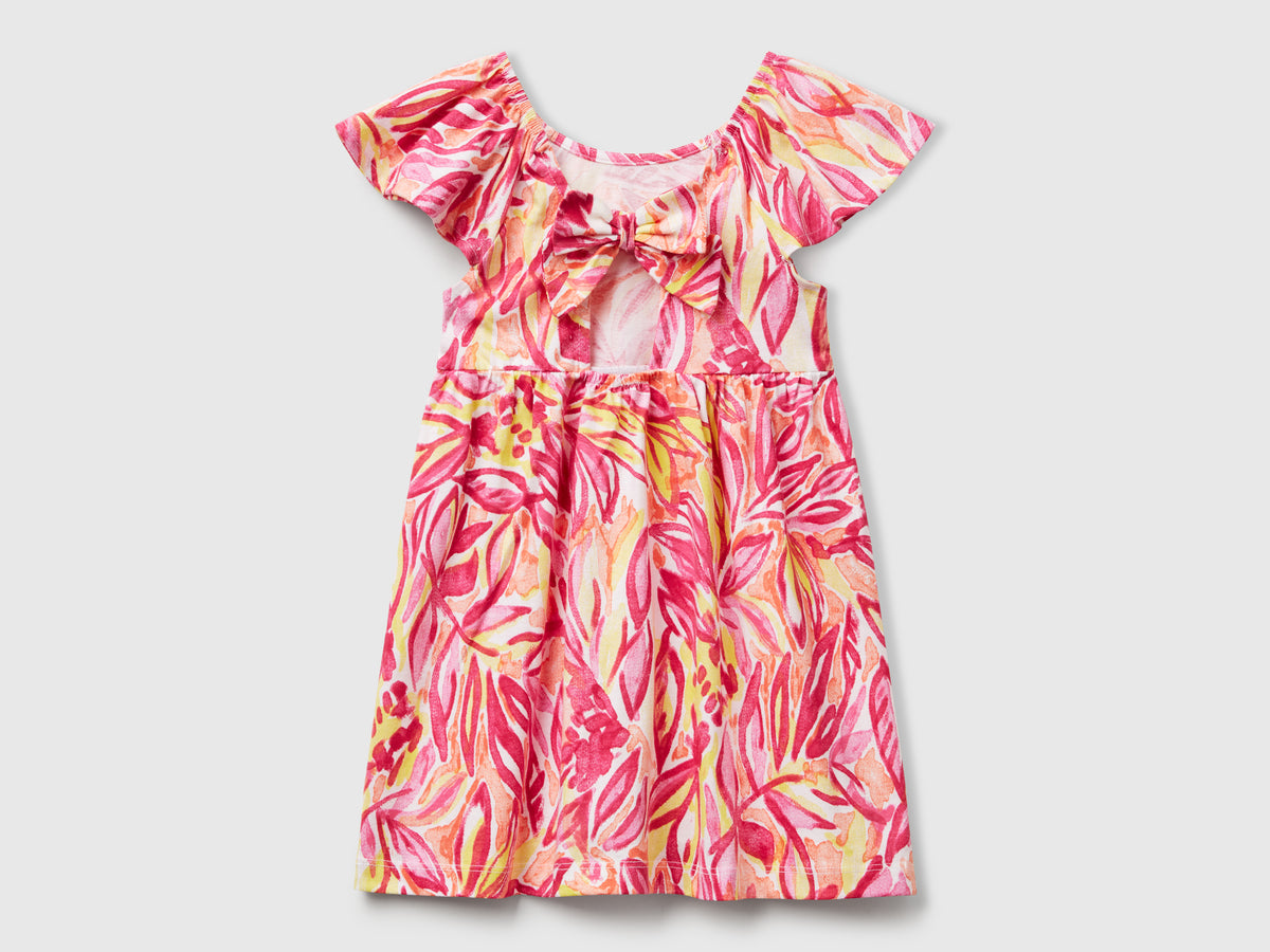 Vestito con stampa tropicale
