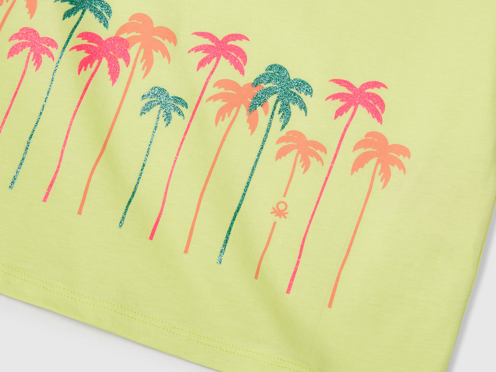Maglietta con stampa glitterata da bambina lime 3 | Benetton Outlet