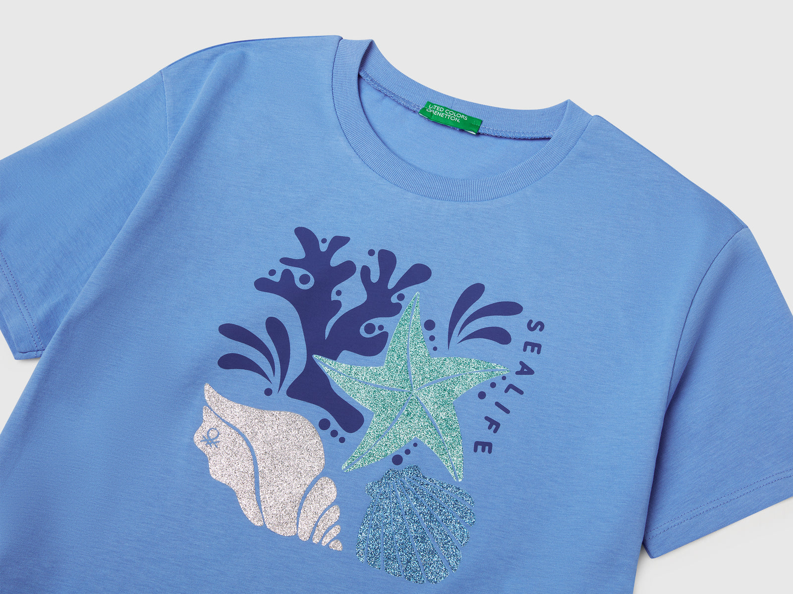 Maglietta con stampa glitterata da bambina celeste 3 | Benetton Outlet