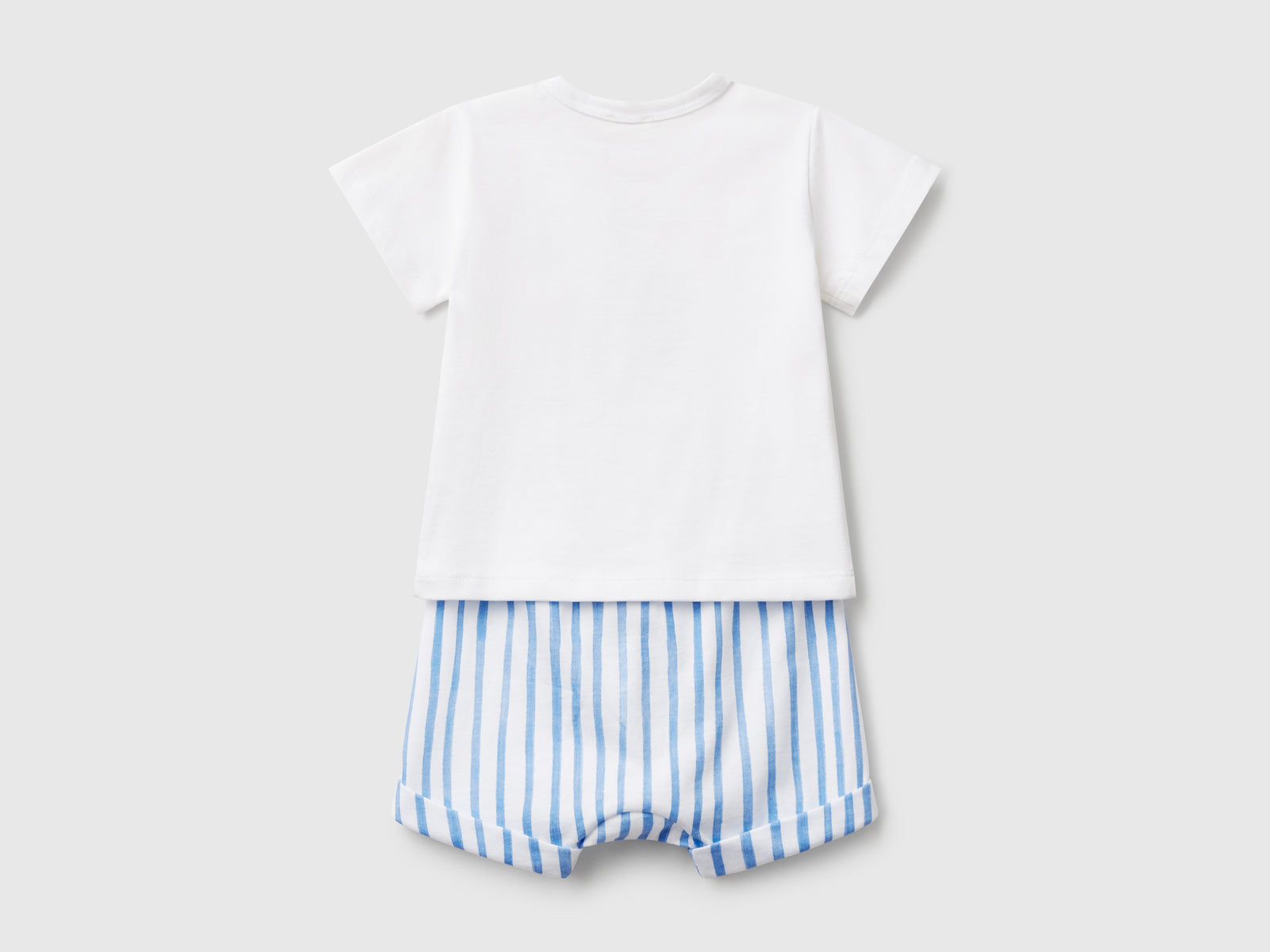 Completo t-shirt e bermuda da neonato blu 2 | Benetton Outlet