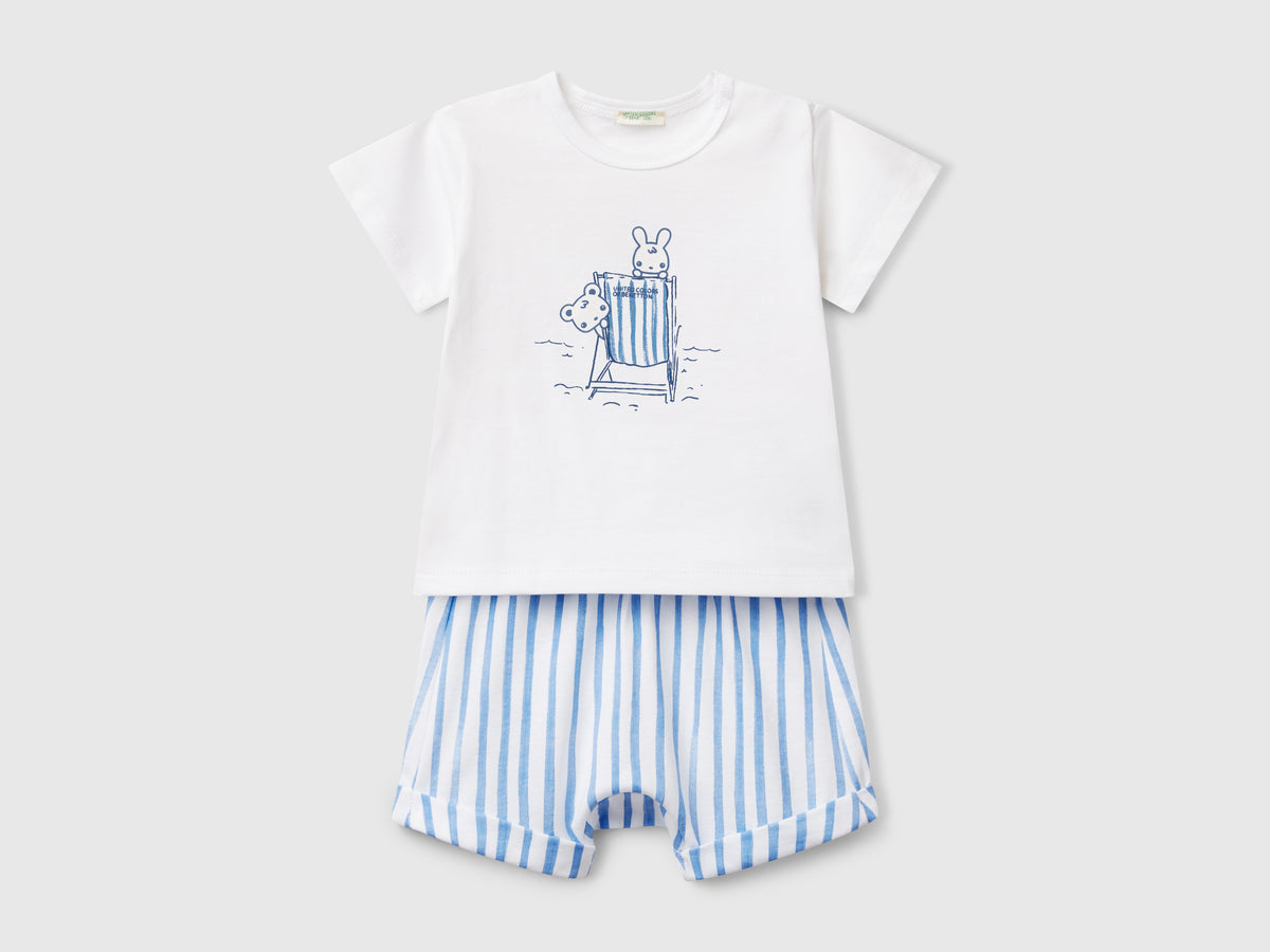 Completo t-shirt e bermuda
