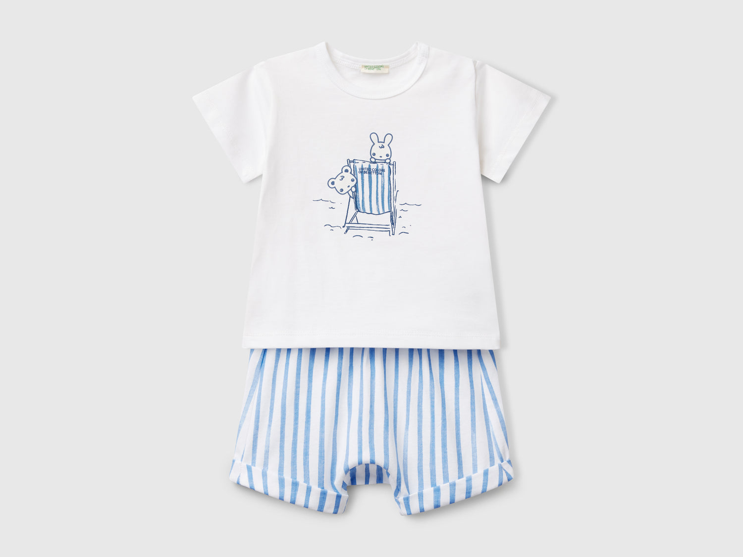 Completo t-shirt e bermuda da neonato blu | Benetton Outlet