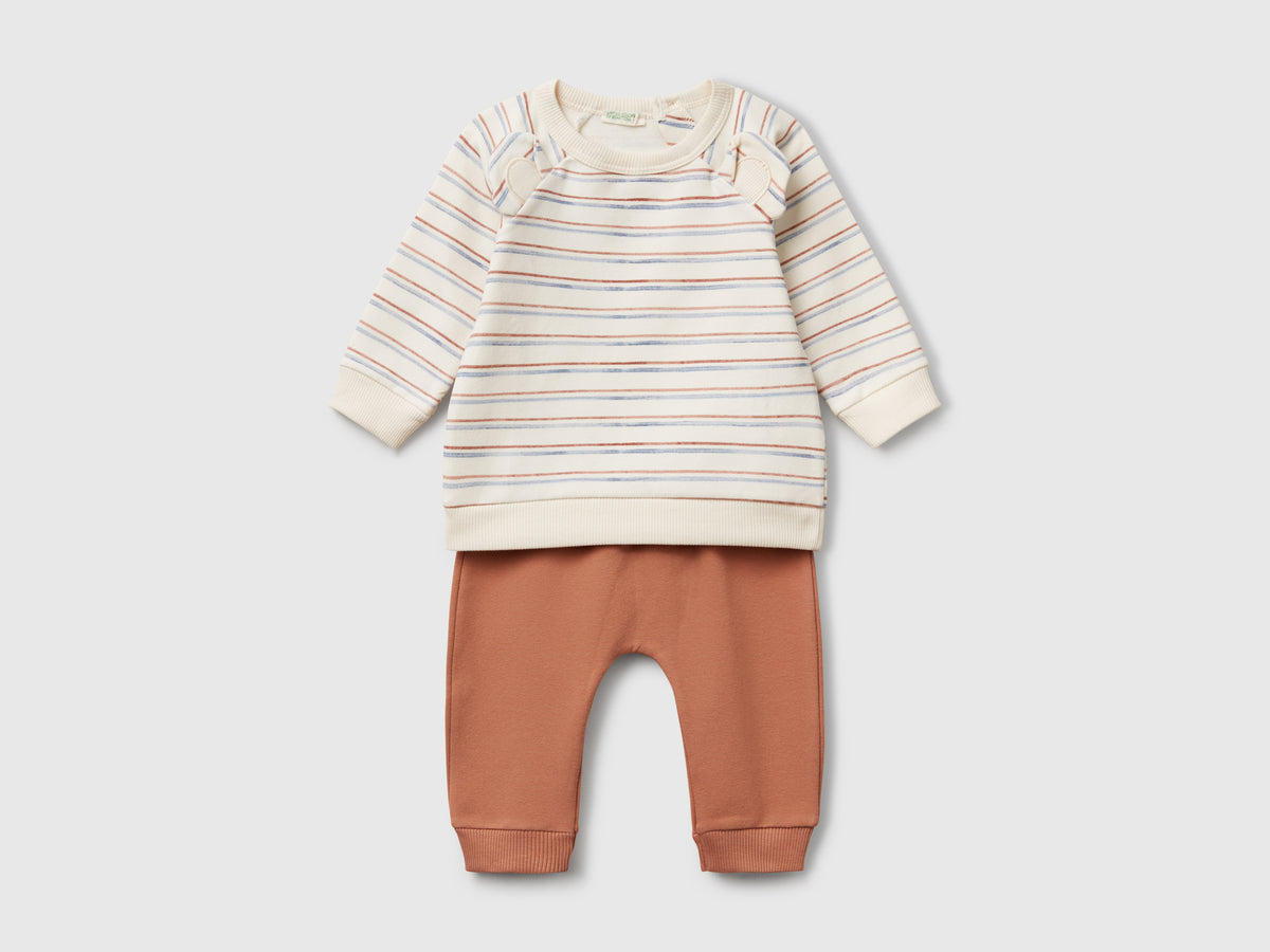 Completo in felpa stretch