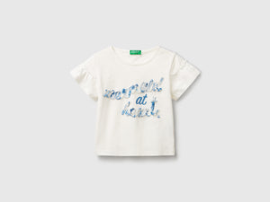 T-shirt con applicazione