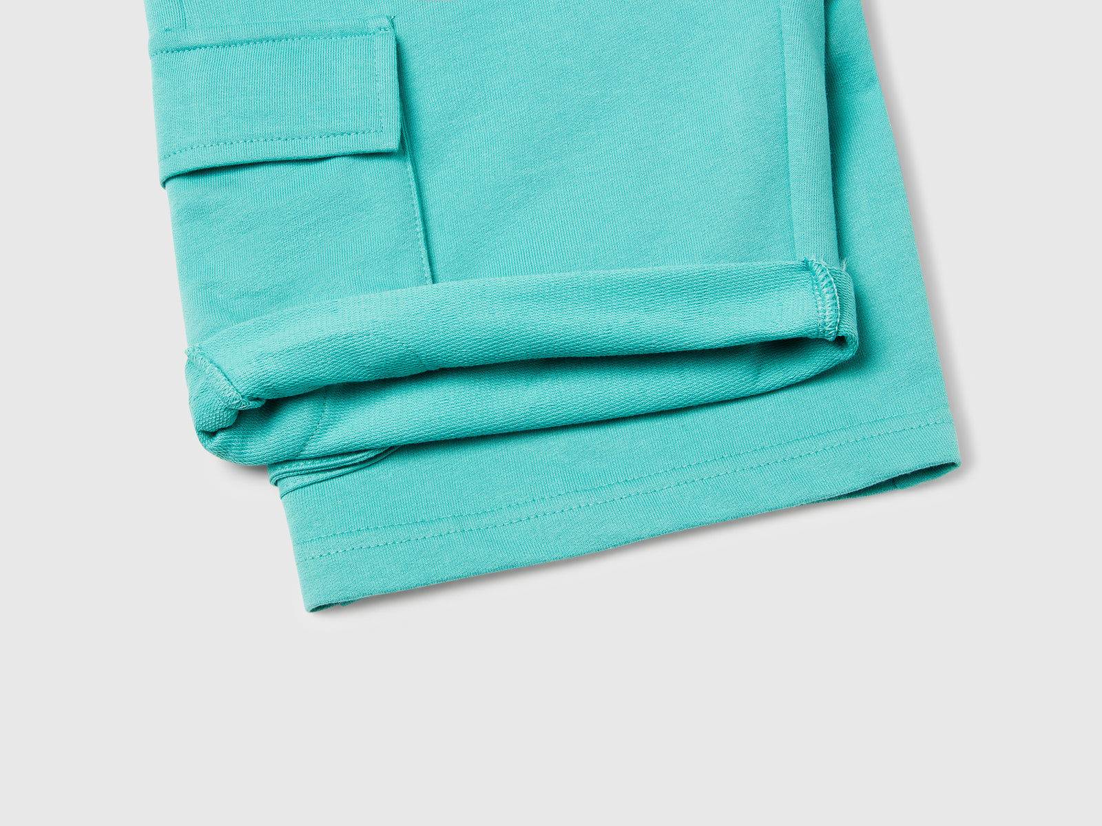 Shorts cargo in felpa leggera da bambino verde acqua 3 | Benetton Outlet