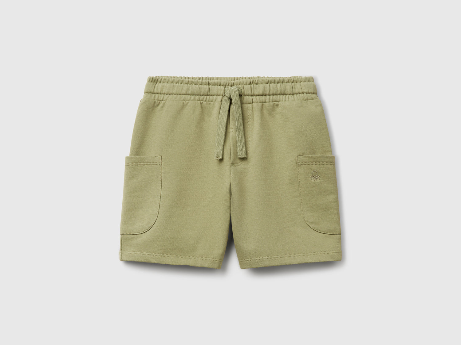 Shorts cargo in cotone da bimbo verde oliva | Benetton Outlet
