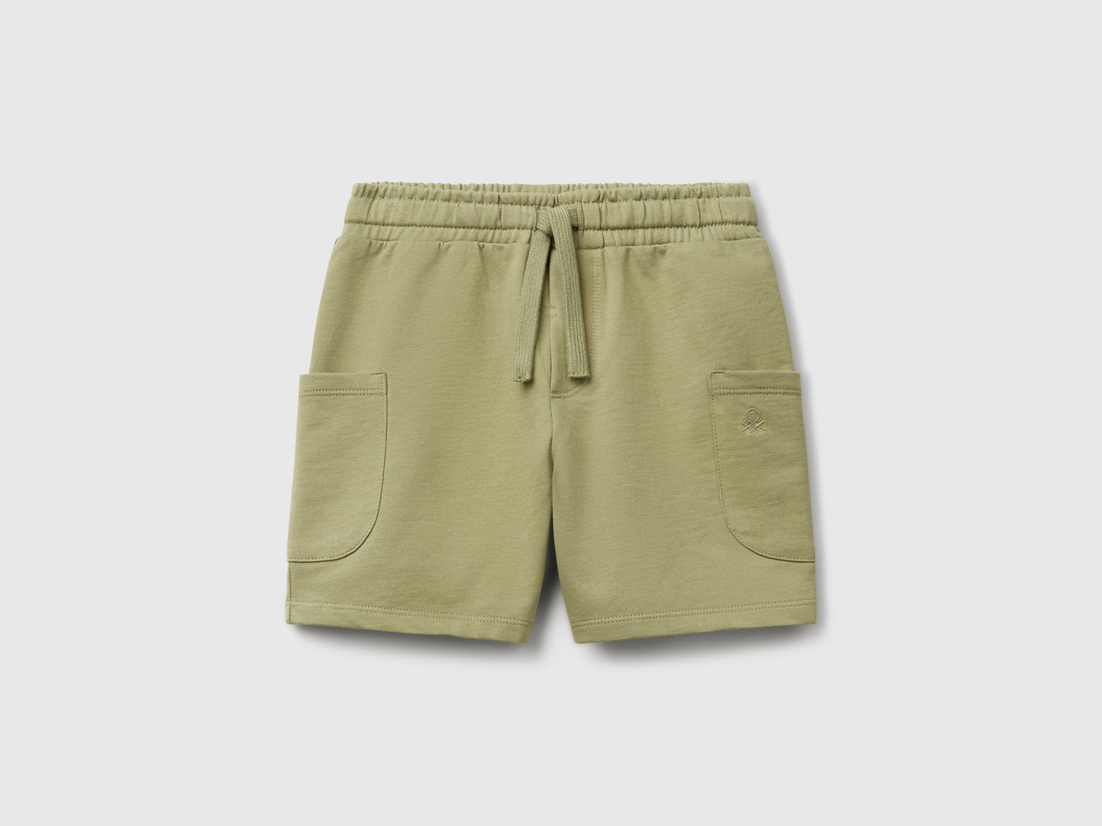 Shorts cargo in cotone da bimbo verde oliva | Benetton Outlet