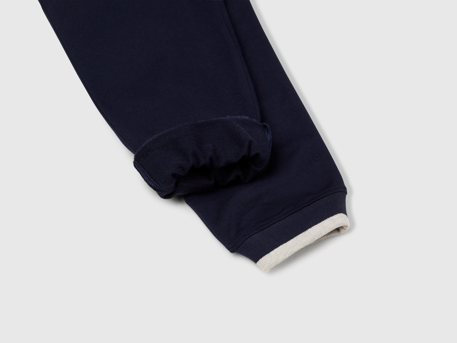 Pantaloni in felpa leggera da bambino blu scuro 3 | Benetton Outlet