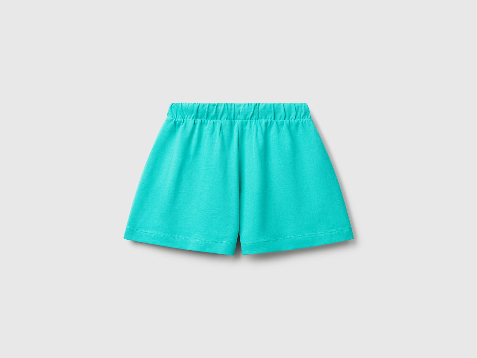 Shorts in puro cotone da bambina celeste fluo 2 | Benetton Outlet