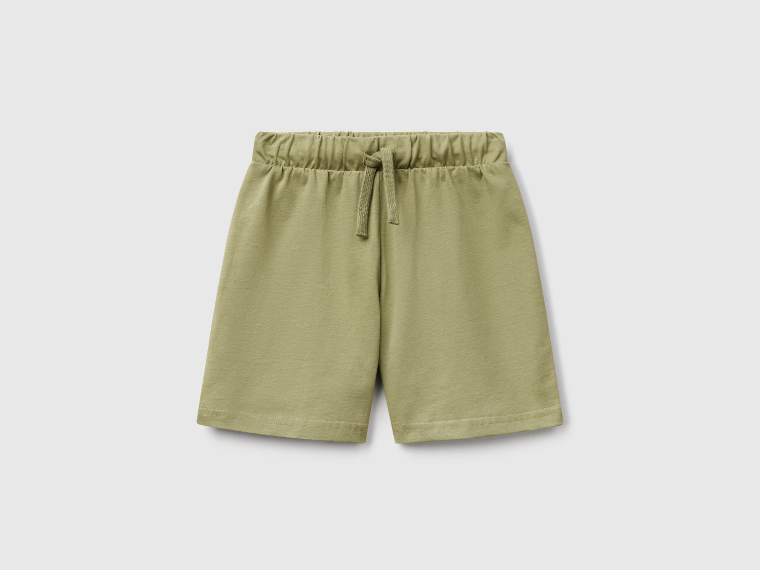 Bermuda regular fit da bimbo verde oliva | Benetton Outlet