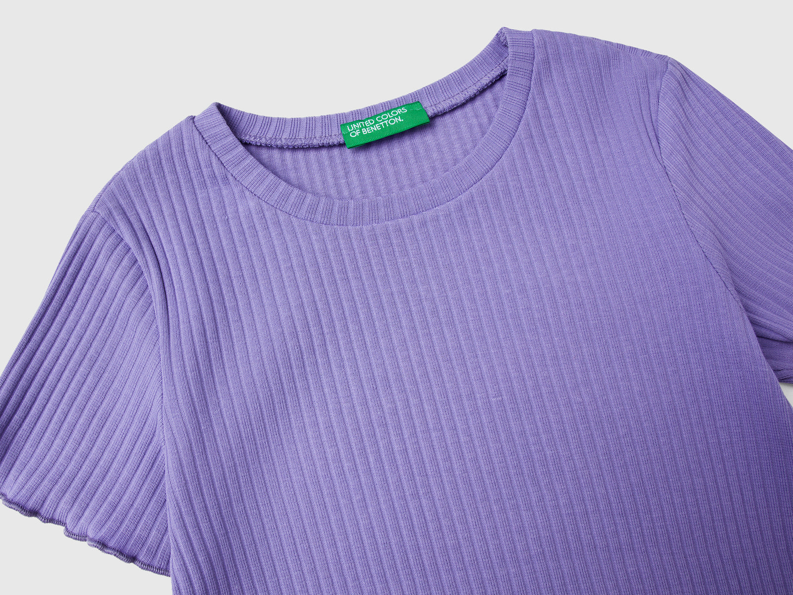 T-shirt a manica corta da bambina pervinca 3 | Benetton Outlet