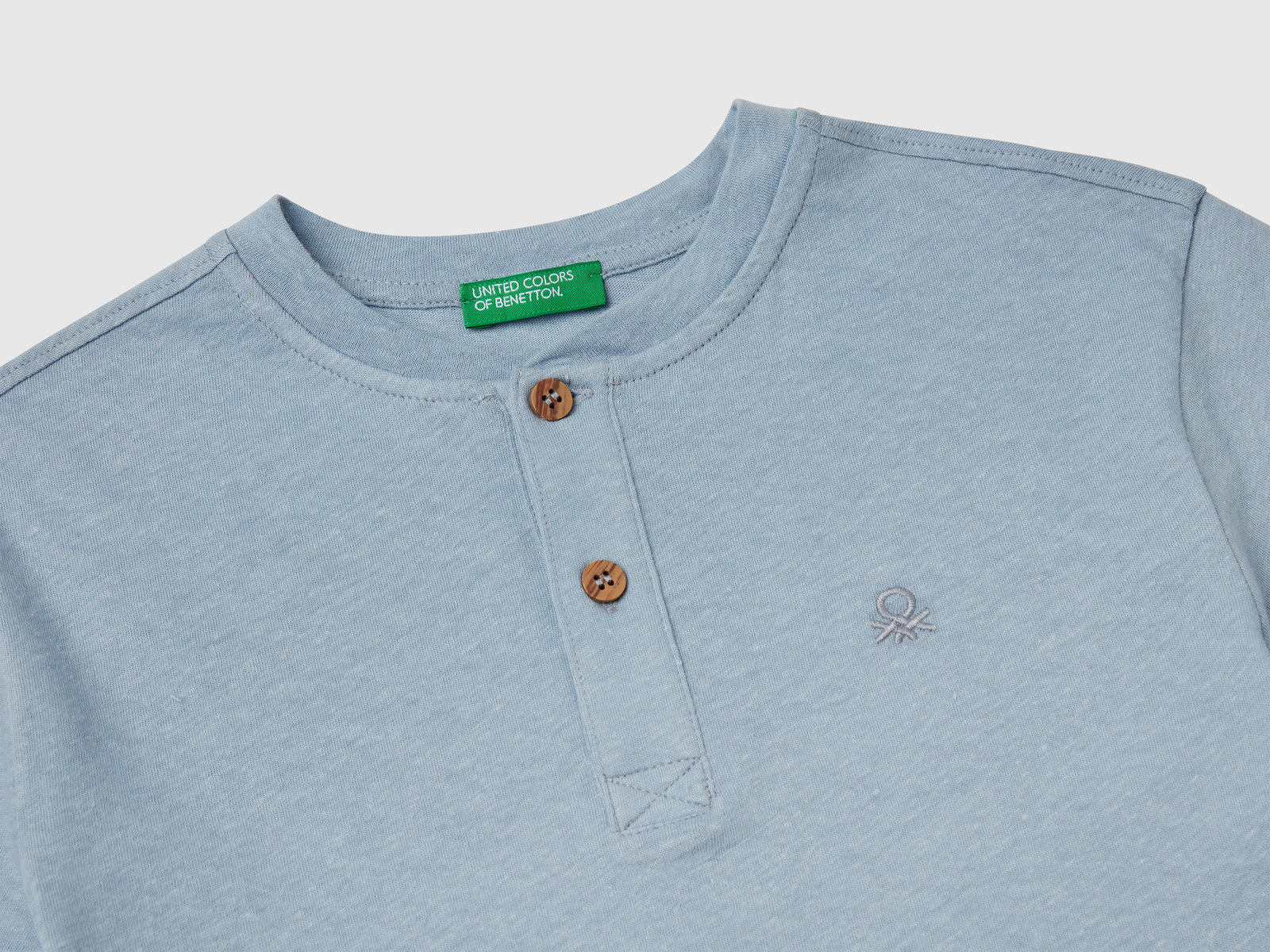 Maglietta con scollo serafino da bambino azzurro 3 | Benetton Outlet