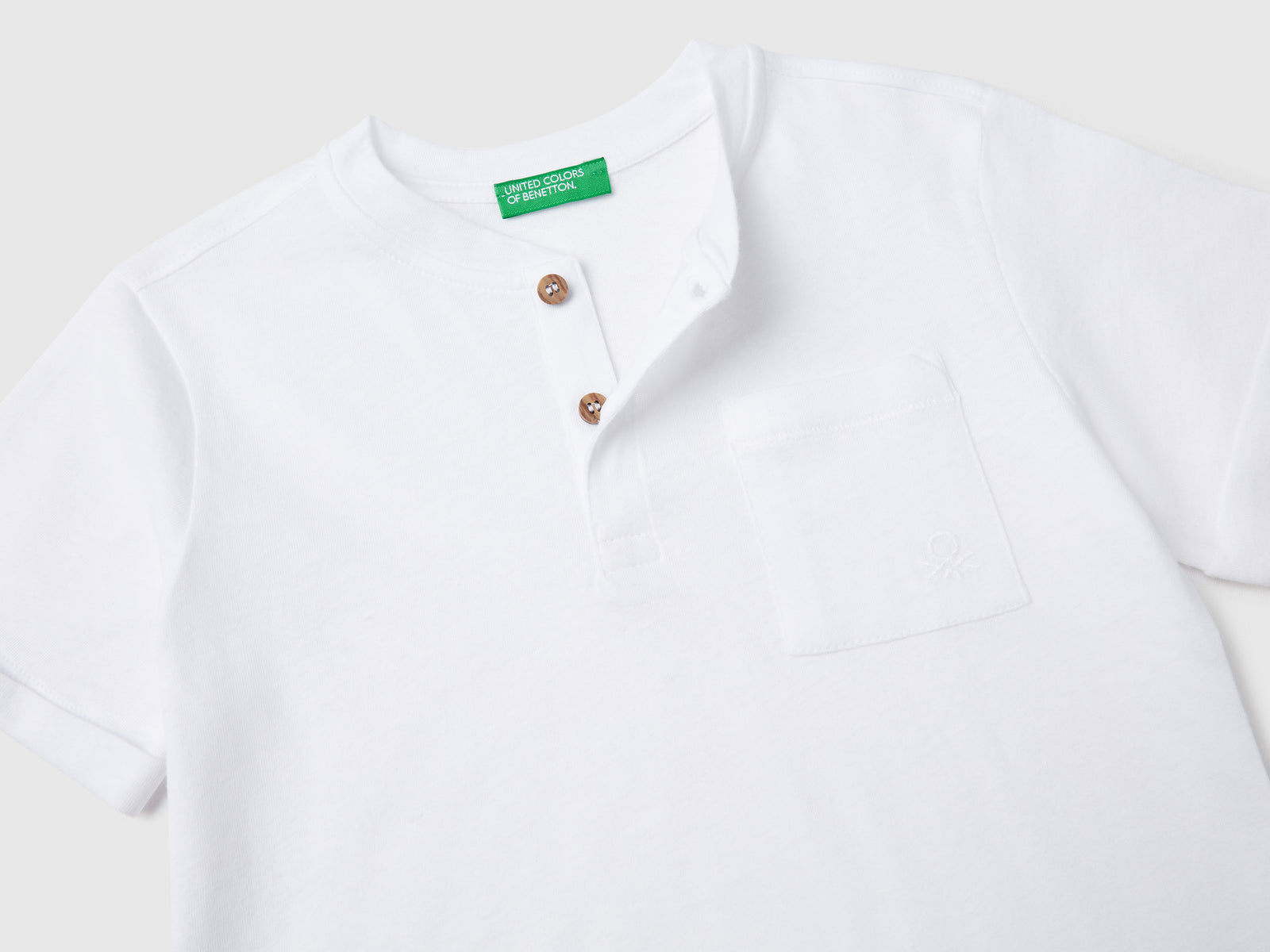 Maglietta con scollo serafino da bimbo bianco 3 | Benetton Outlet