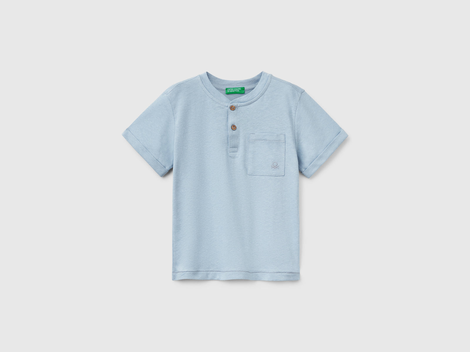 Maglietta con scollo serafino da bimbo azzurro | Benetton Outlet