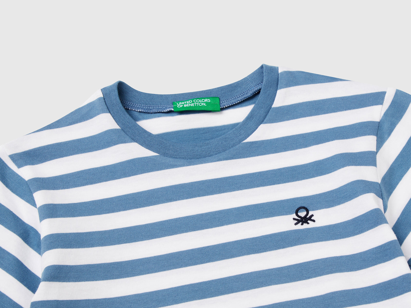 Maglietta a righe 100% cotone da bimbo azzurro 3 | Benetton Outlet
