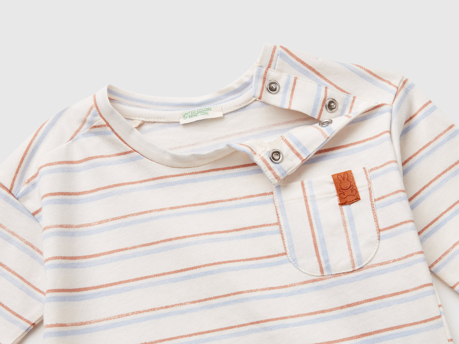 Maglietta con stampa a righe da neonato bianco panna 3 | Benetton Outlet