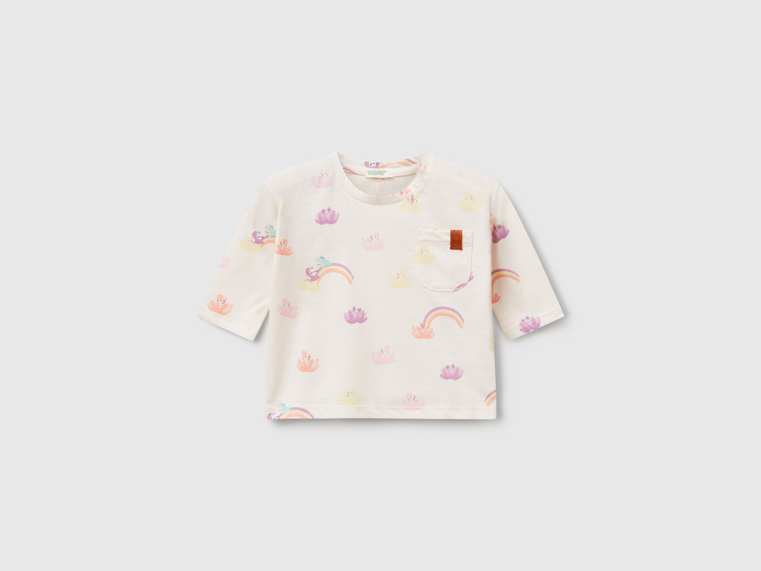 Maglietta con stampa arcobaleni da neonato bianco panna | Benetton Outlet