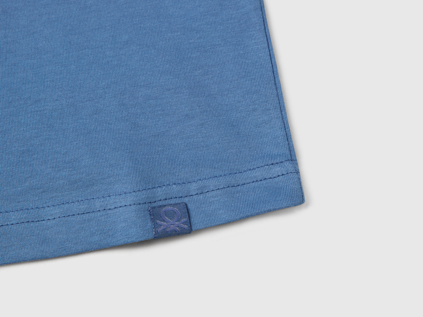 T-shirt manica corta in cotone da bambino azzurro 3 | Benetton Outlet