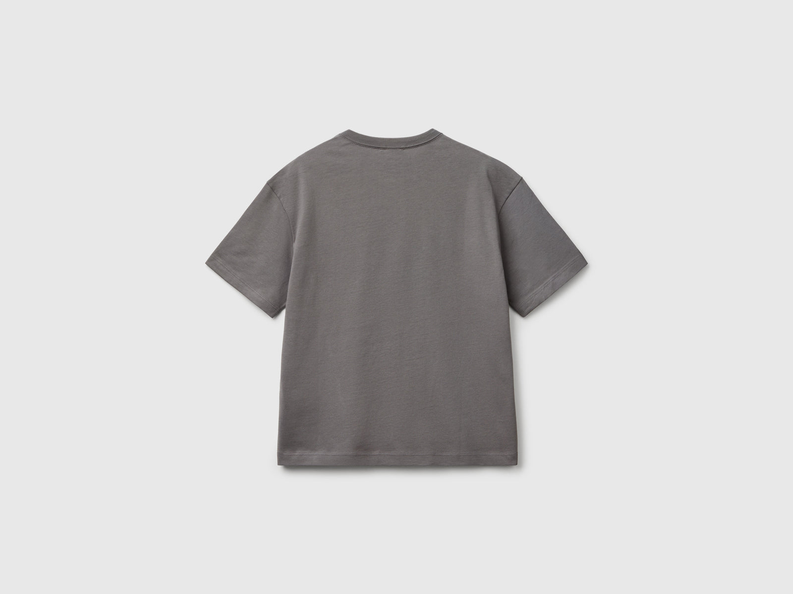 T-shirt con logo over fit da bambino grigio scuro 2 | Benetton Outlet