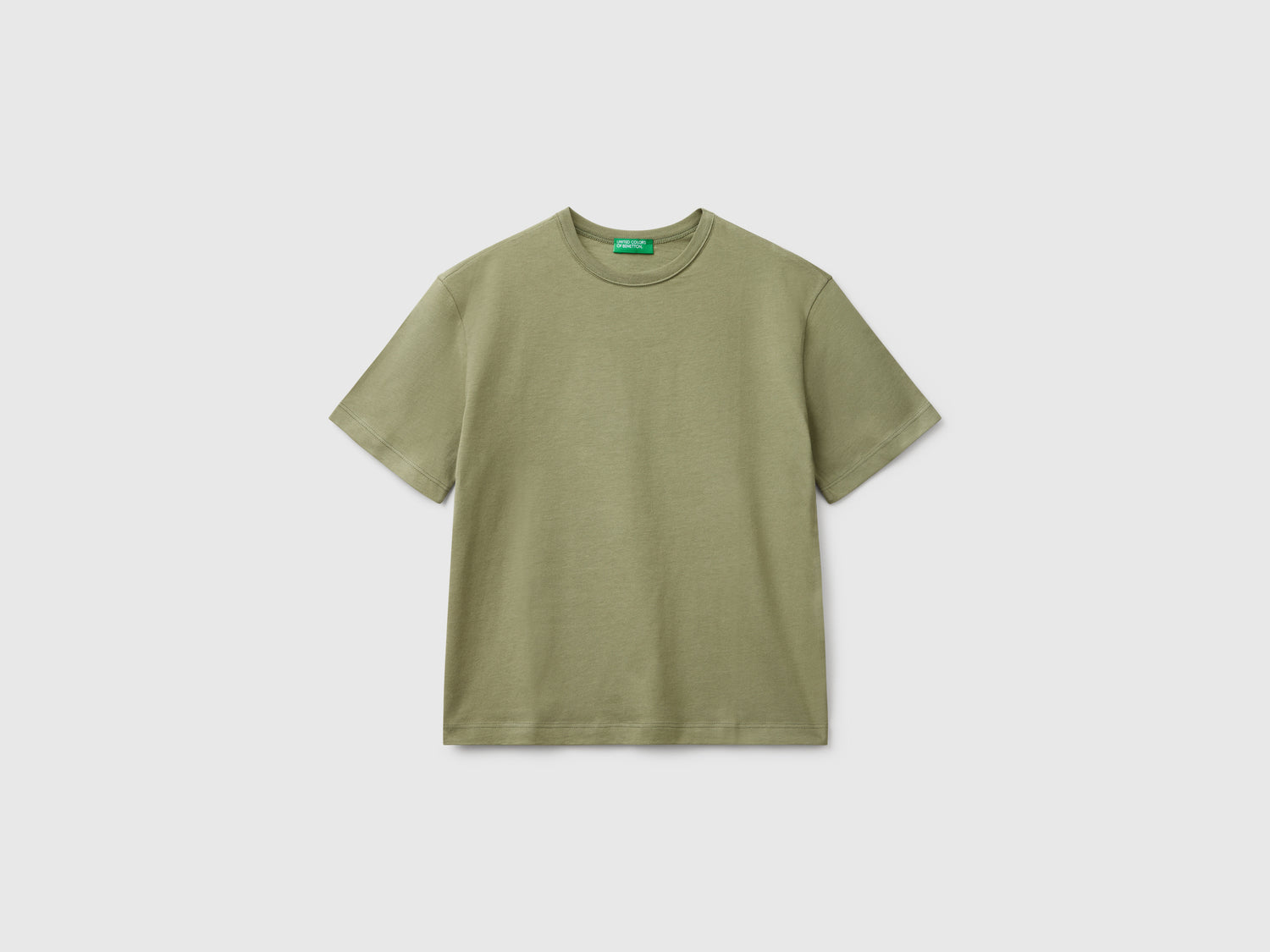 T-shirt con logo over fit da bambino verde oliva | Benetton Outlet