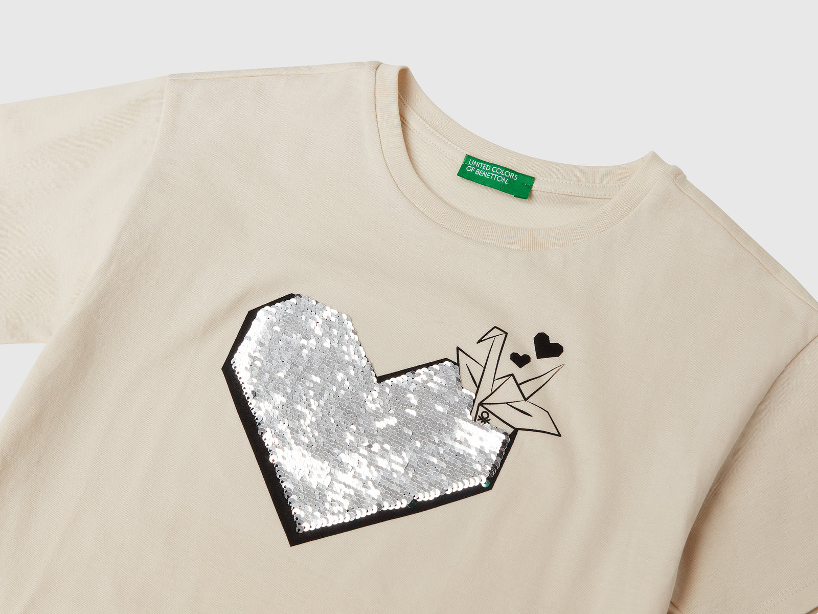 Maglietta con stampa e paillettes da bambina beige 3 | Benetton Outlet