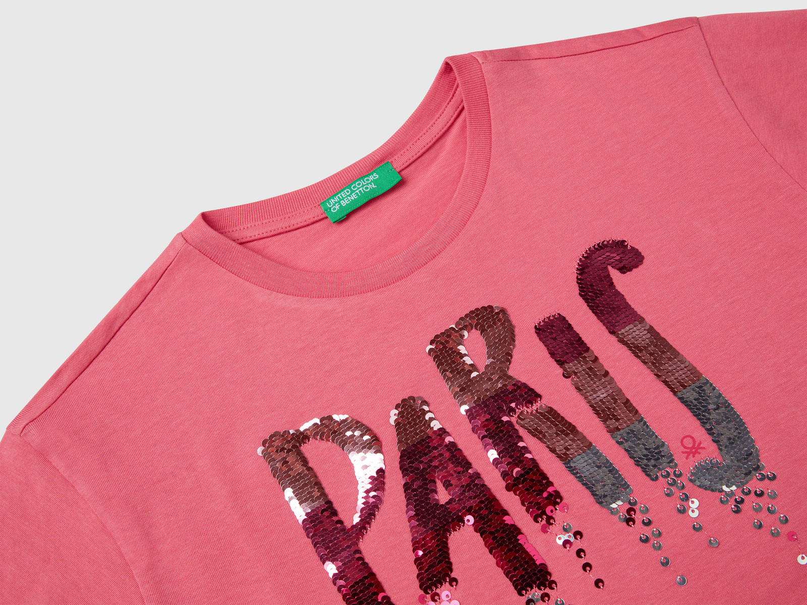 Maglietta con stampa e paillettes da bambina salmone 3 | Benetton Outlet