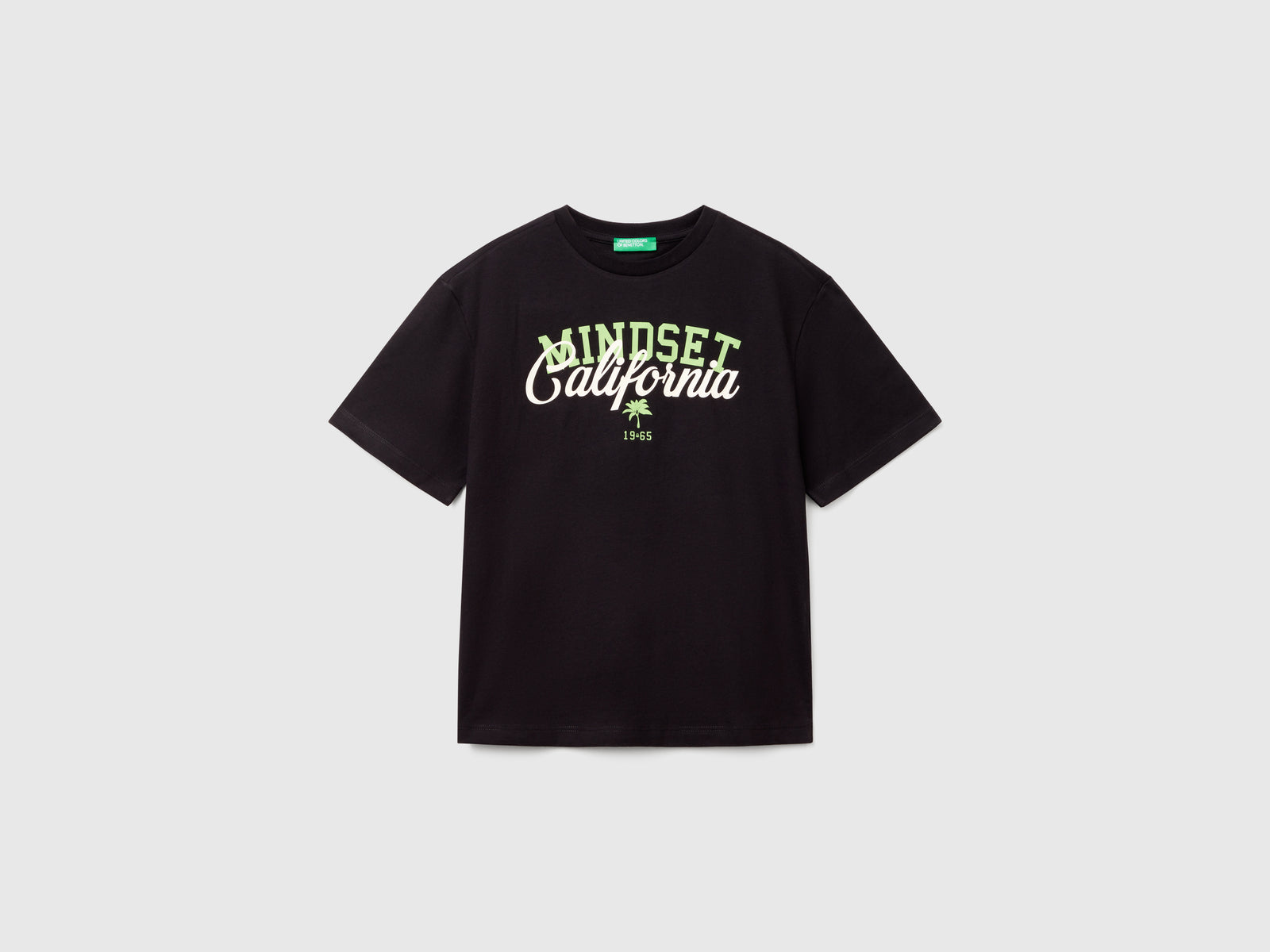 T-shirt manica corta in cotone da bambino nero | Benetton Outlet