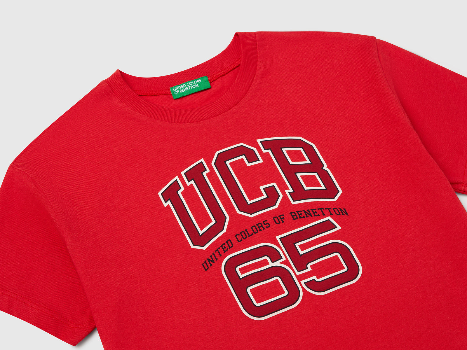 T-shirt con logo da bambino rosso 3 | Benetton Outlet