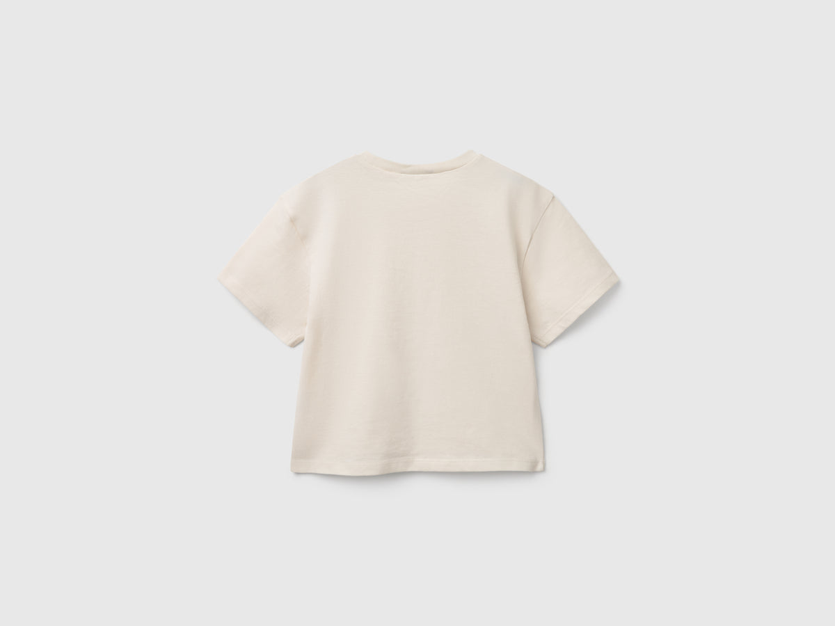 T-shirt con applicazioni