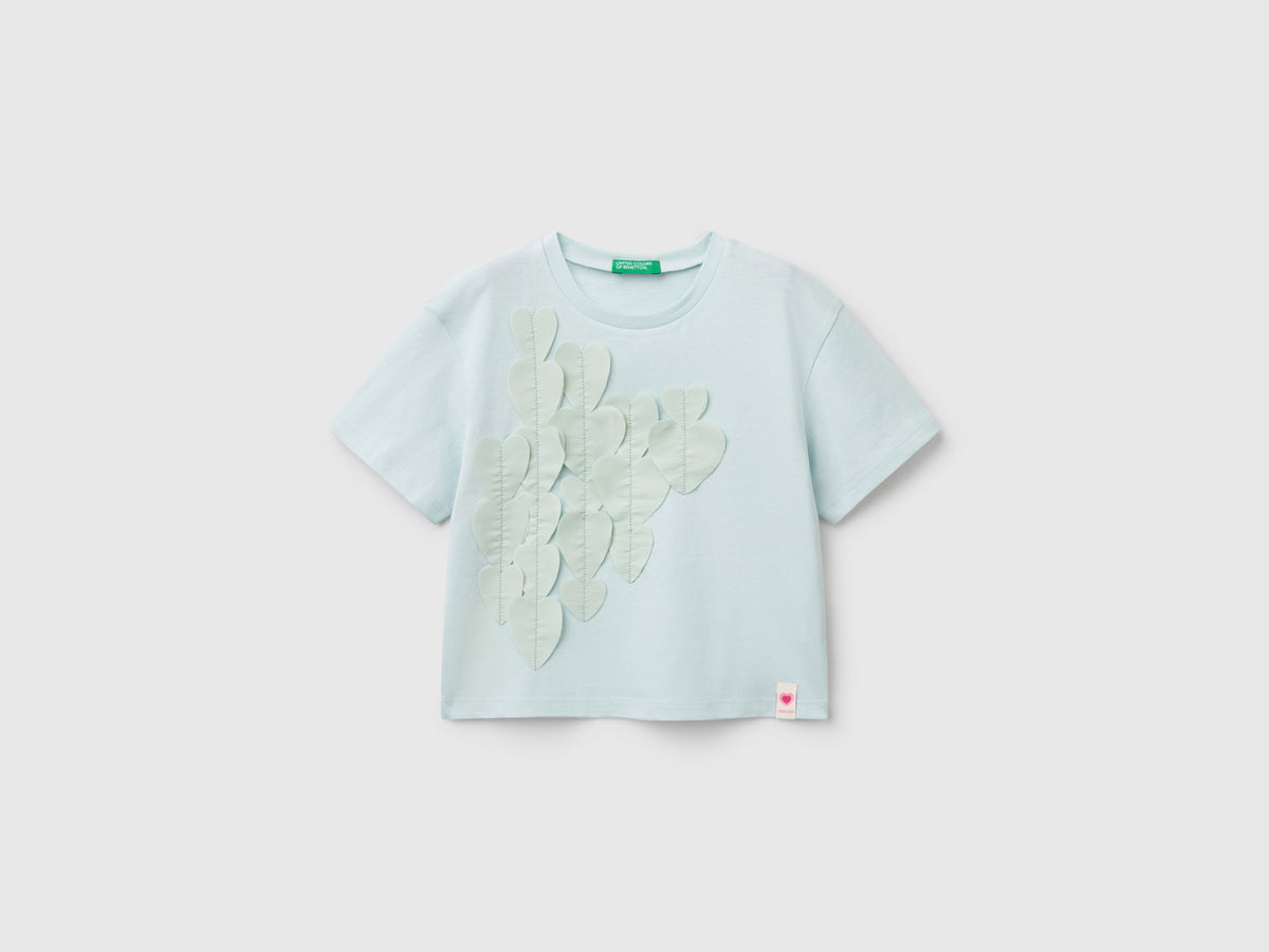 T-shirt con applicazioni