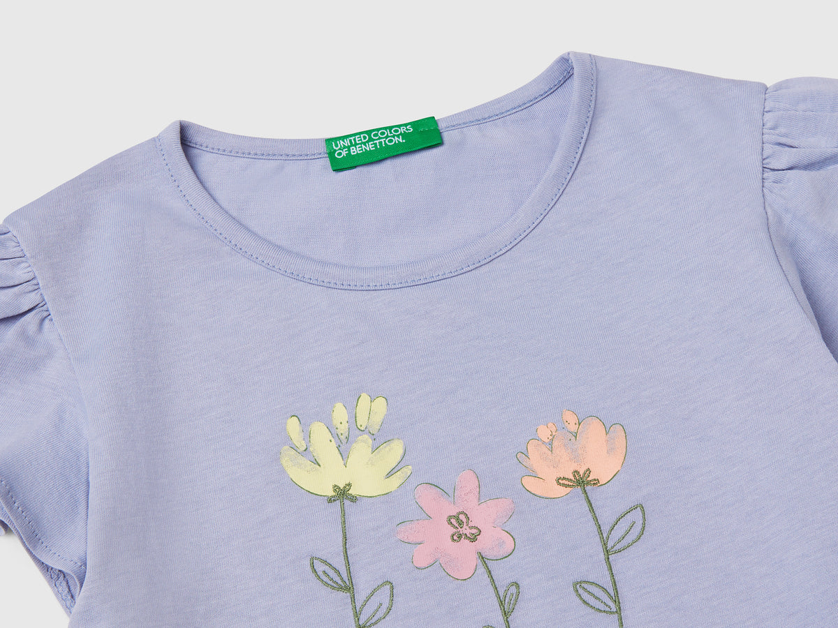 T-shirt con stampa e ricamo