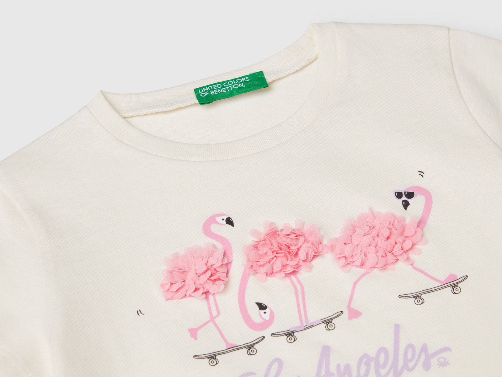 T-shirt con applicazione effetto petali da bimba bianco panna 3 | Benetton Outlet