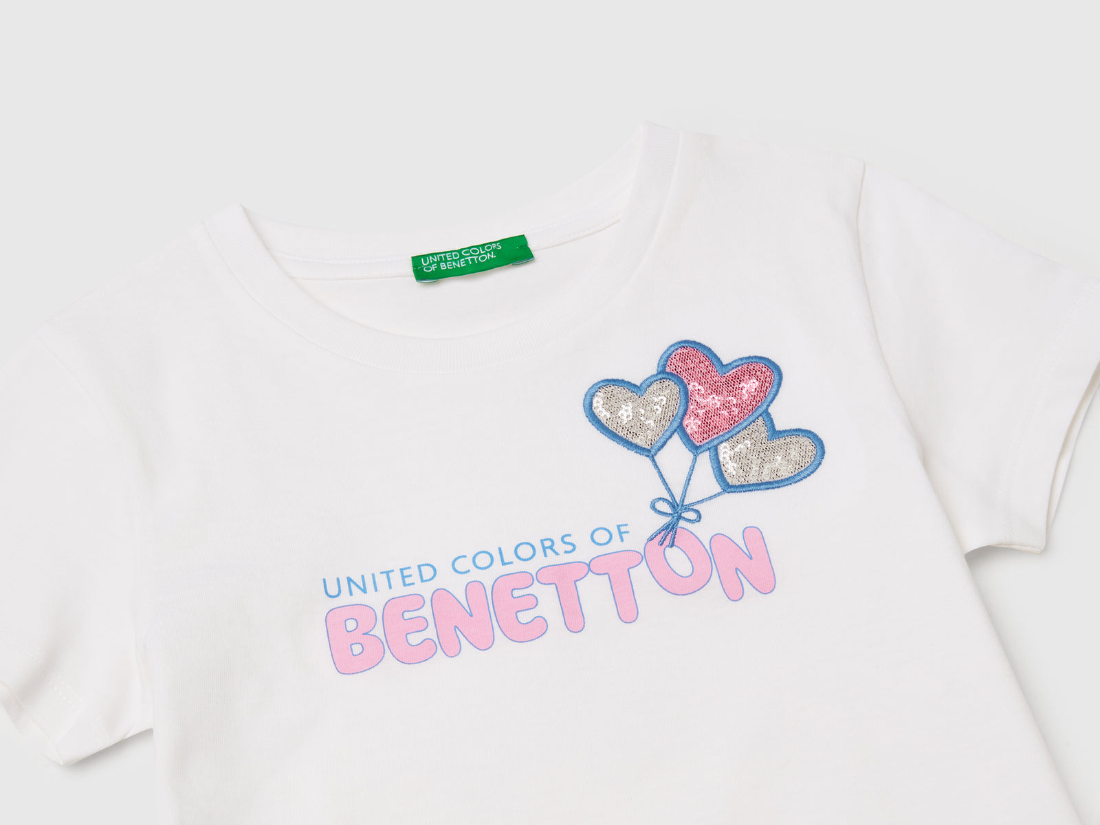 Maglietta con ricamo logo in cotone bio da bimba bianco 3 | Benetton Outlet