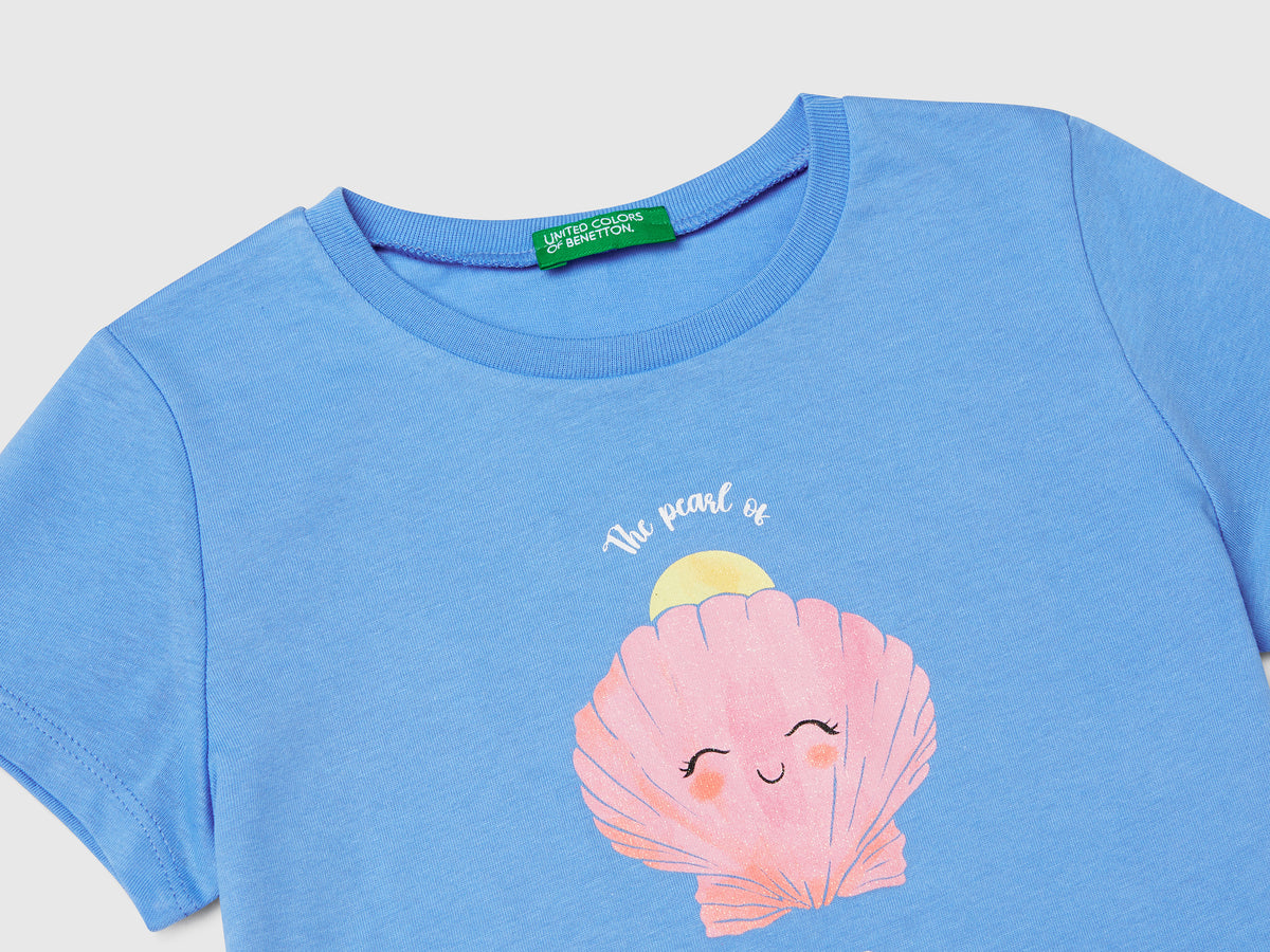 T-shirt regular fit con glitter