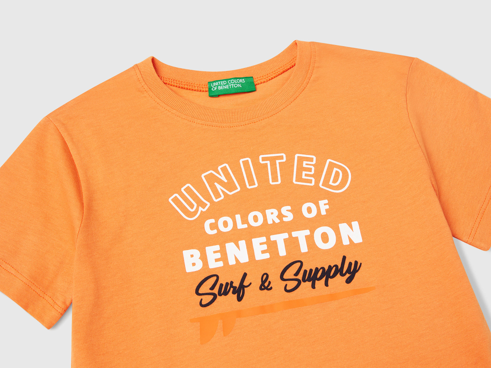 T-shirt con stampa e applicazione da bimbo arancione 3 | Benetton Outlet