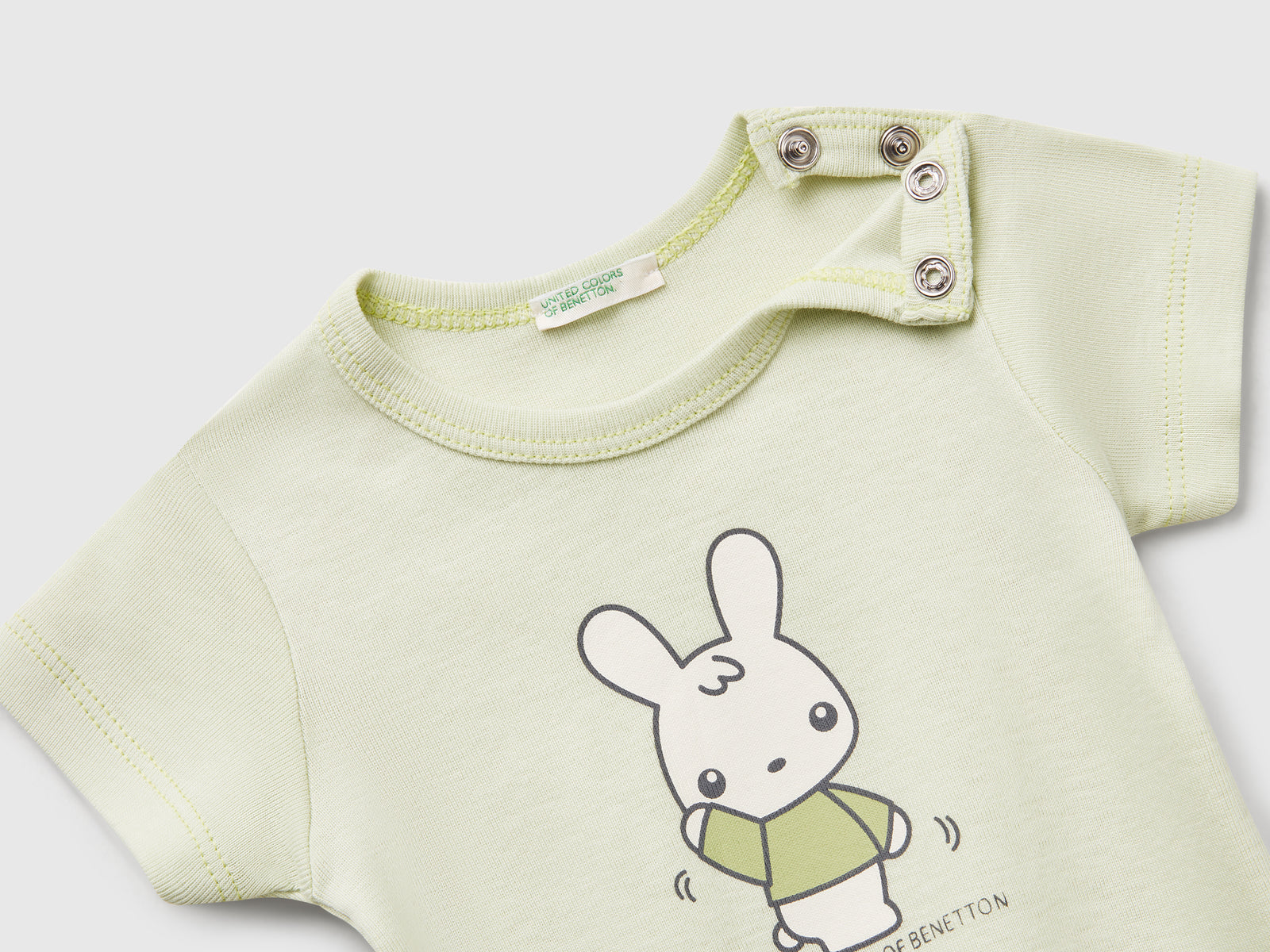 Maglietta in cotone da neonato verde chiaro 3 | Benetton Outlet