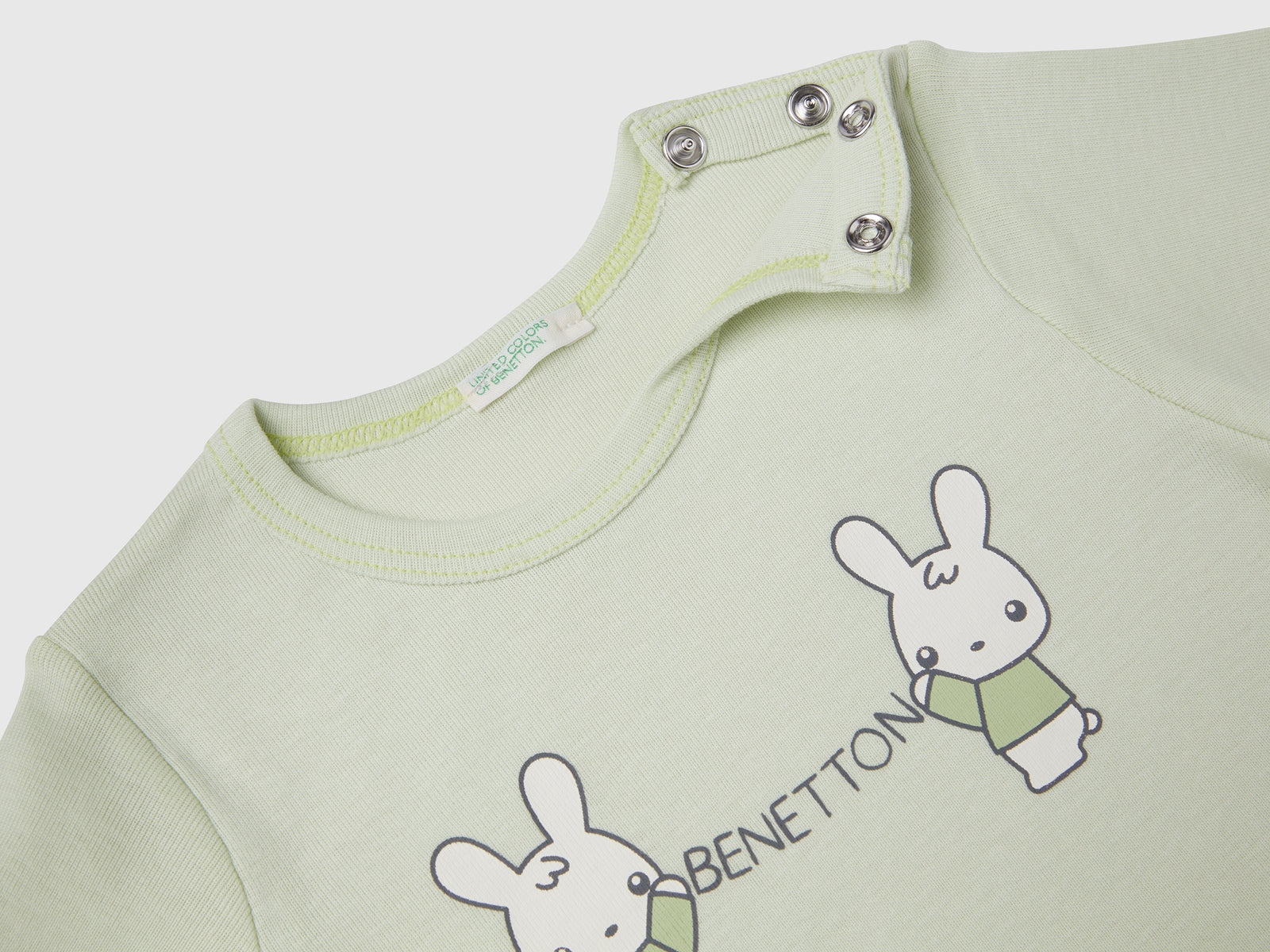 T-shirt manica lunga in cotone da neonato verde chiaro 3 | Benetton Outlet