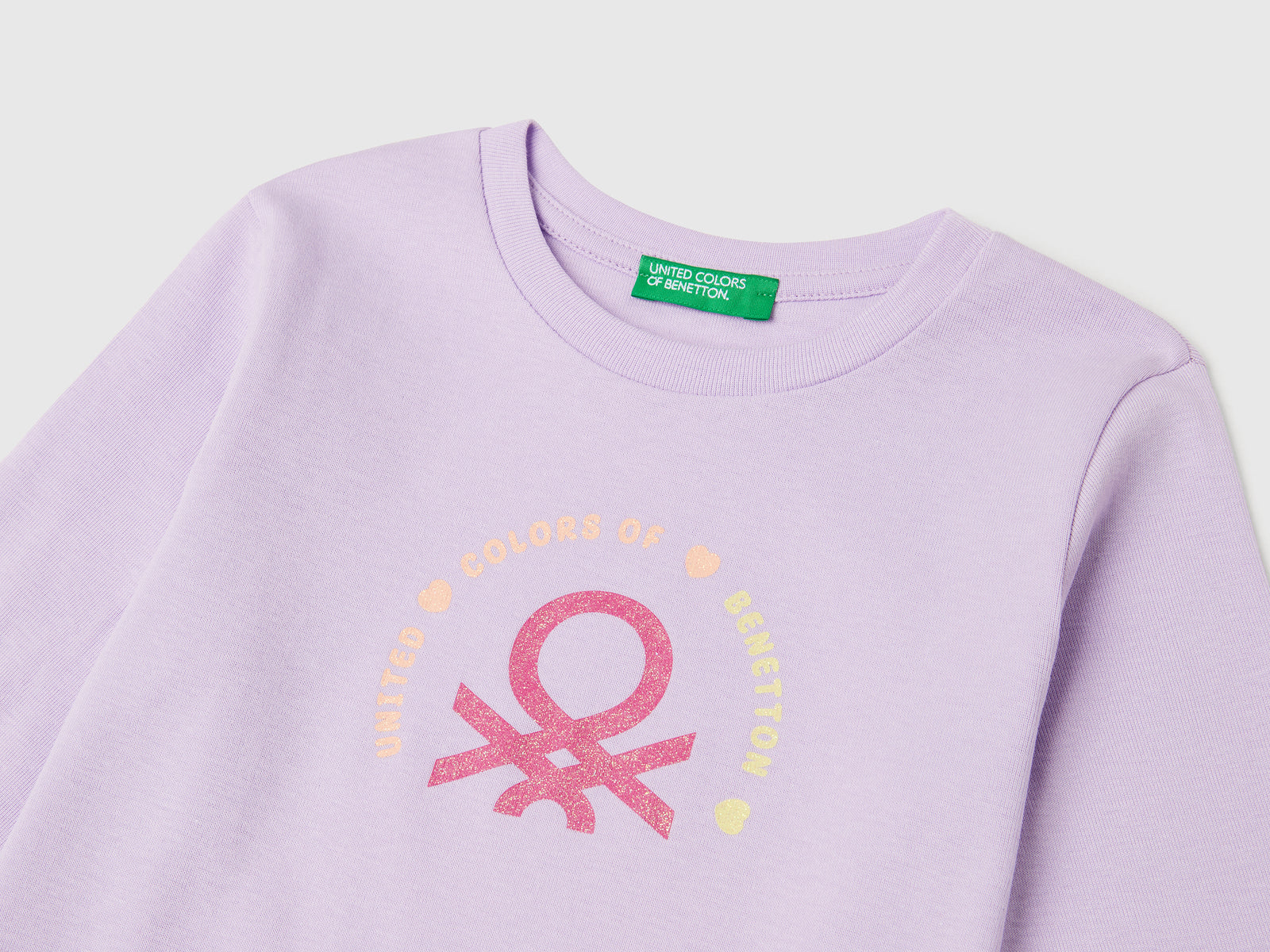 T-shirt slim fit con stampa glitter da bimba lilla 3 | Benetton Outlet